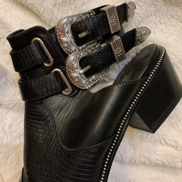 Senso Silver Buckle Ankle Cowboy Boots - Picture 3 of 7